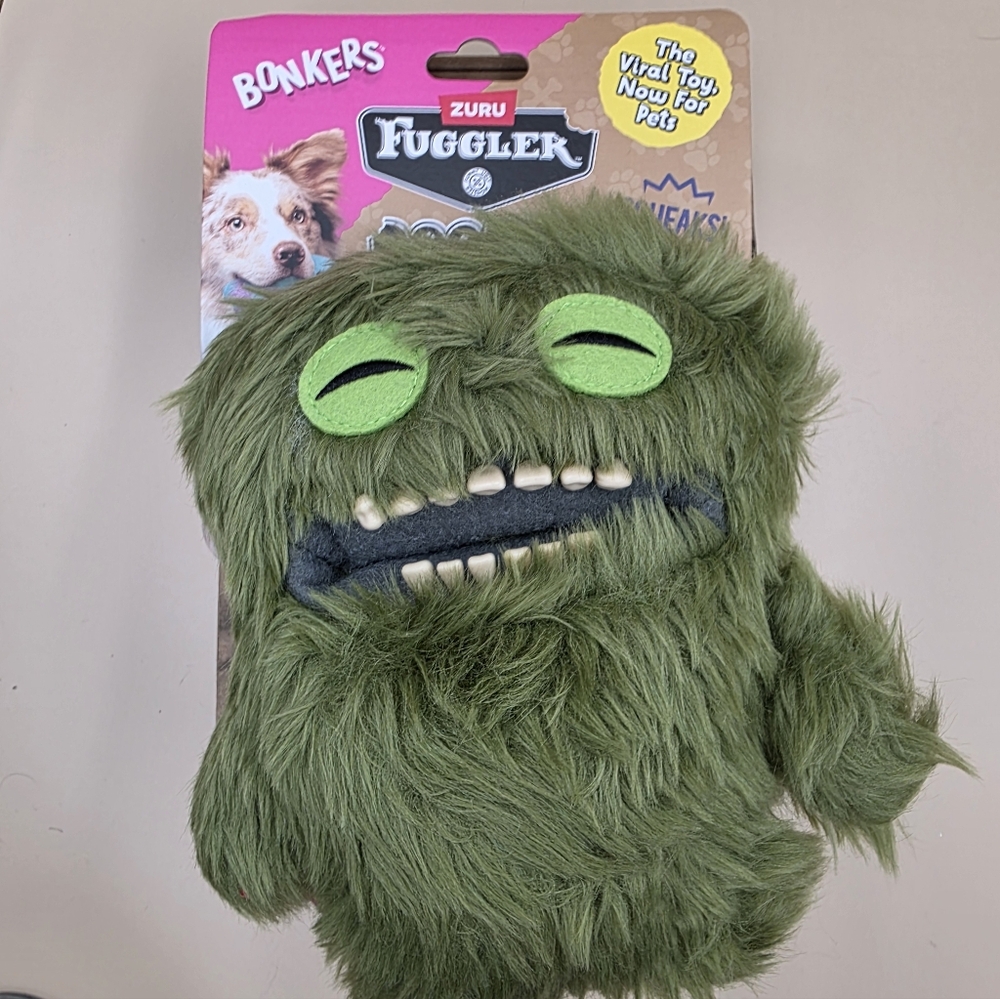 Gremlins x ZURU Fuggler And Pet Toy Fuggler - Picture 3 of 3